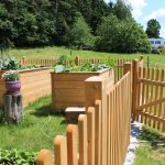 Holz im Garten - Gartenzaun und Hochbeet aus Lärchenholz